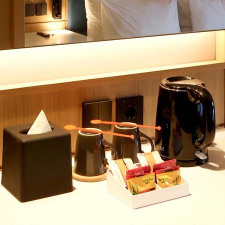 แฮริส โฮเต็ล แอนด์ คอนเวนชั่น เดนปาซาร์ บาหลี Hotel ภายนอก รูปภาพ
